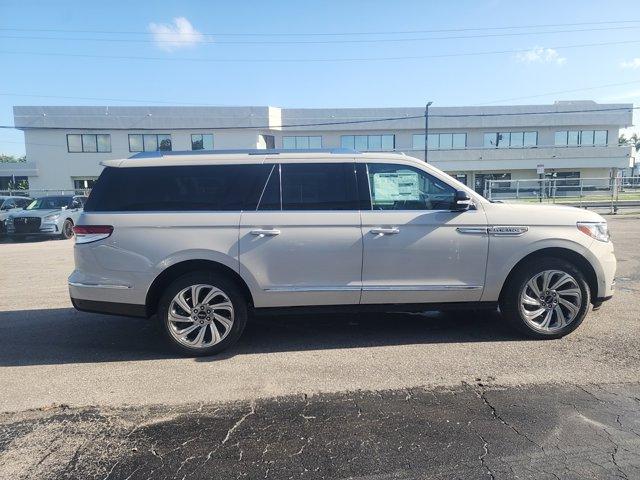 new 2024 Lincoln Navigator L car, priced at $97,873