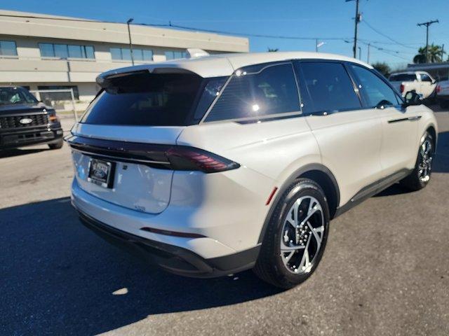 new 2024 Lincoln Nautilus car, priced at $52,105