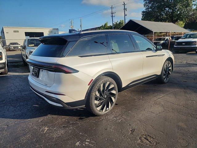 new 2025 Lincoln Nautilus car, priced at $63,257