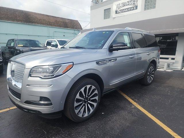 new 2024 Lincoln Navigator car, priced at $85,000