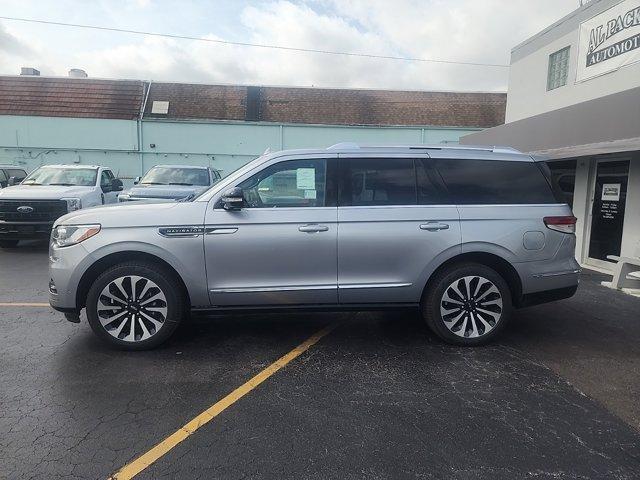 new 2024 Lincoln Navigator car, priced at $85,000