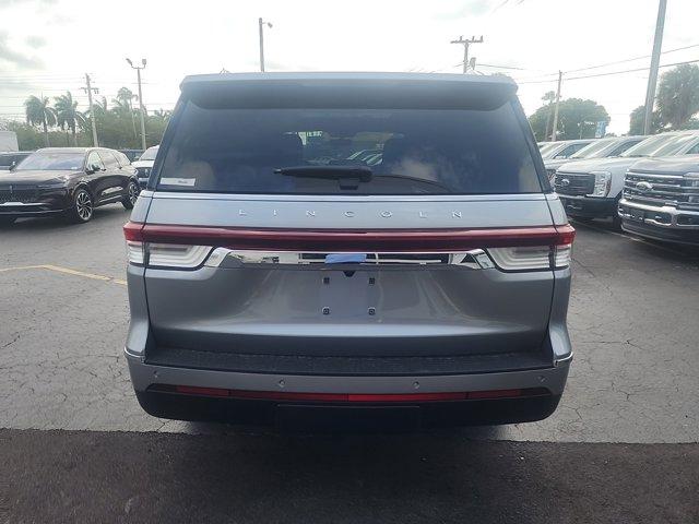 new 2024 Lincoln Navigator car, priced at $85,000