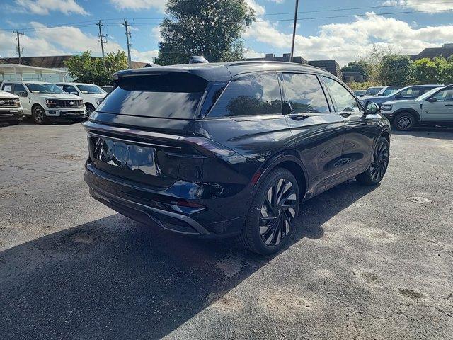 new 2025 Lincoln Nautilus car, priced at $66,718