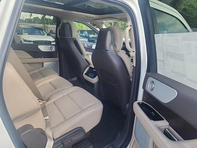 new 2024 Lincoln Navigator L car, priced at $98,220