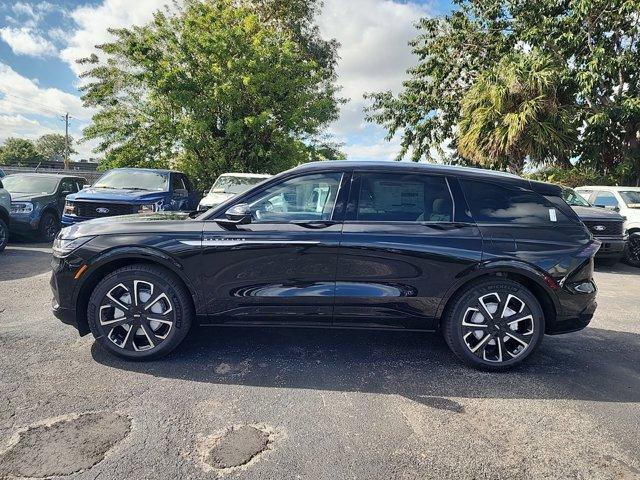 new 2025 Lincoln Nautilus car, priced at $58,457