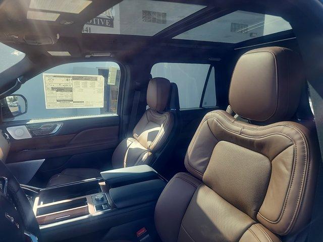 new 2024 Lincoln Navigator car, priced at $101,248