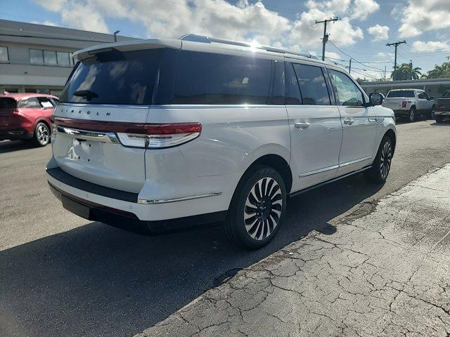 new 2024 Lincoln Navigator L car, priced at $106,018