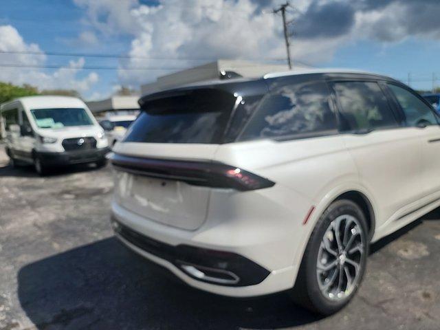 new 2025 Lincoln Nautilus car, priced at $62,734