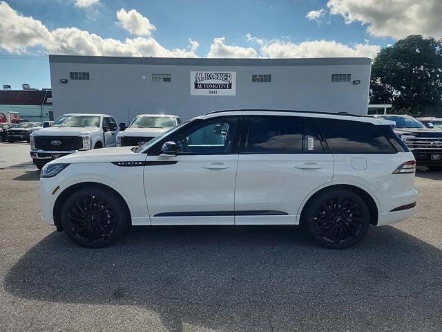 new 2025 Lincoln Aviator car, priced at $72,620