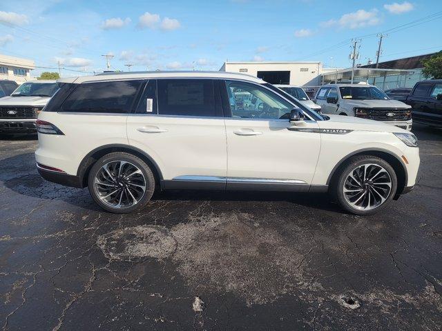 new 2025 Lincoln Aviator car