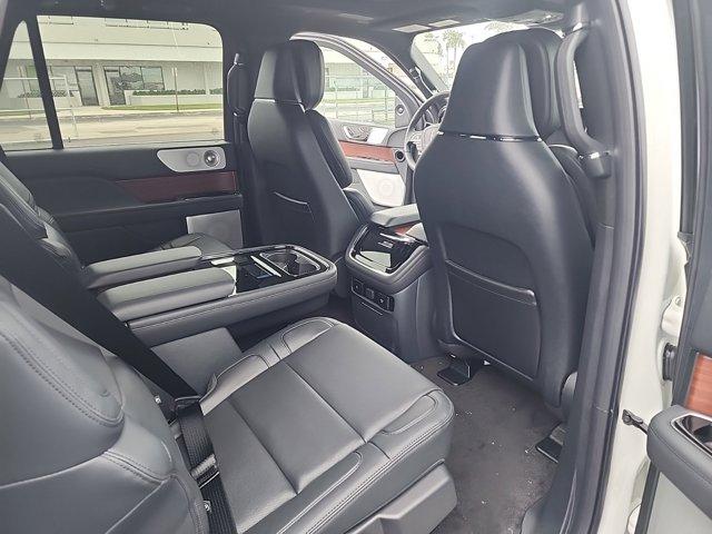 new 2024 Lincoln Navigator car, priced at $99,664