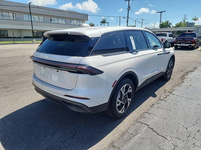 new 2024 Lincoln Nautilus car, priced at $49,070