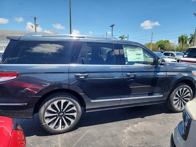 new 2024 Lincoln Navigator car, priced at $91,306