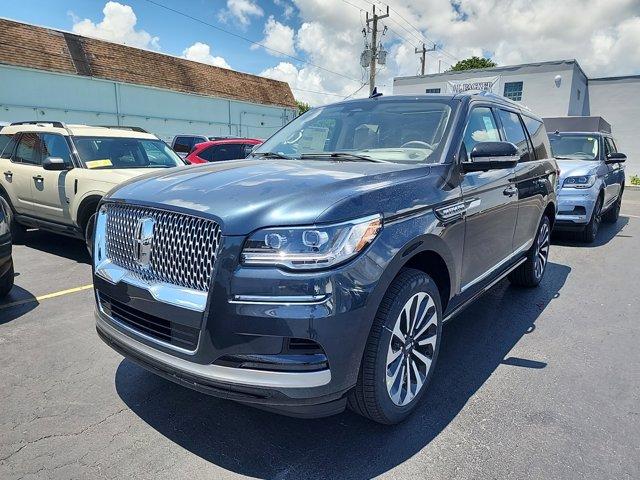 new 2024 Lincoln Navigator car, priced at $91,306