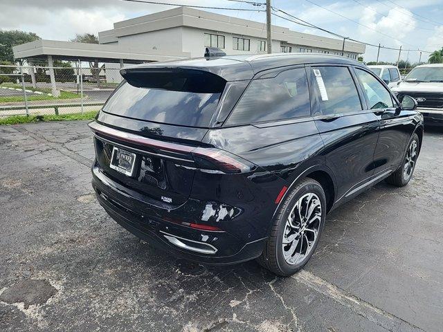 new 2024 Lincoln Nautilus car, priced at $55,709