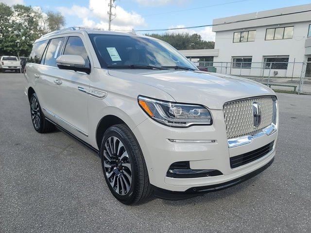 used 2022 Lincoln Navigator car, priced at $61,166