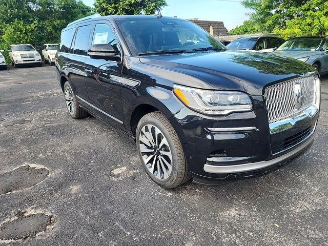 new 2024 Lincoln Navigator car, priced at $95,283