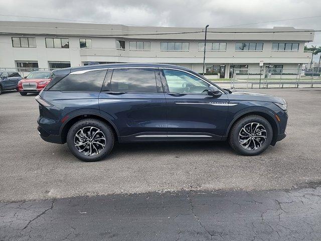 new 2024 Lincoln Nautilus car, priced at $51,060