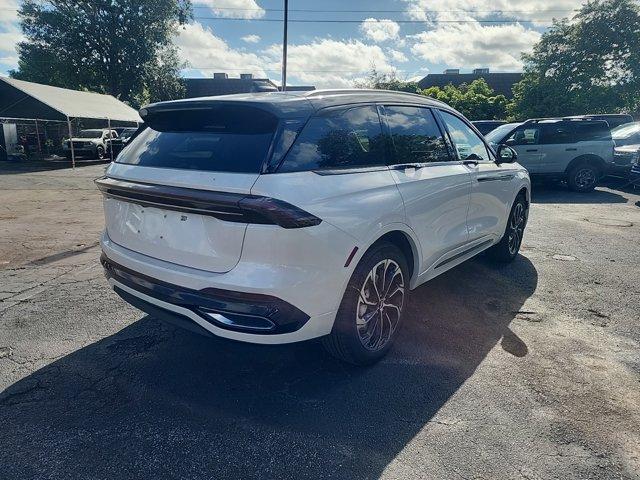 new 2025 Lincoln Nautilus car, priced at $60,377