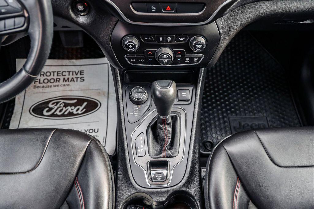 used 2019 Jeep Cherokee car, priced at $18,399