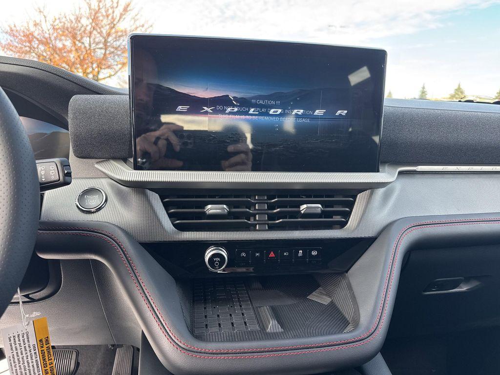 new 2025 Ford Explorer car, priced at $60,610