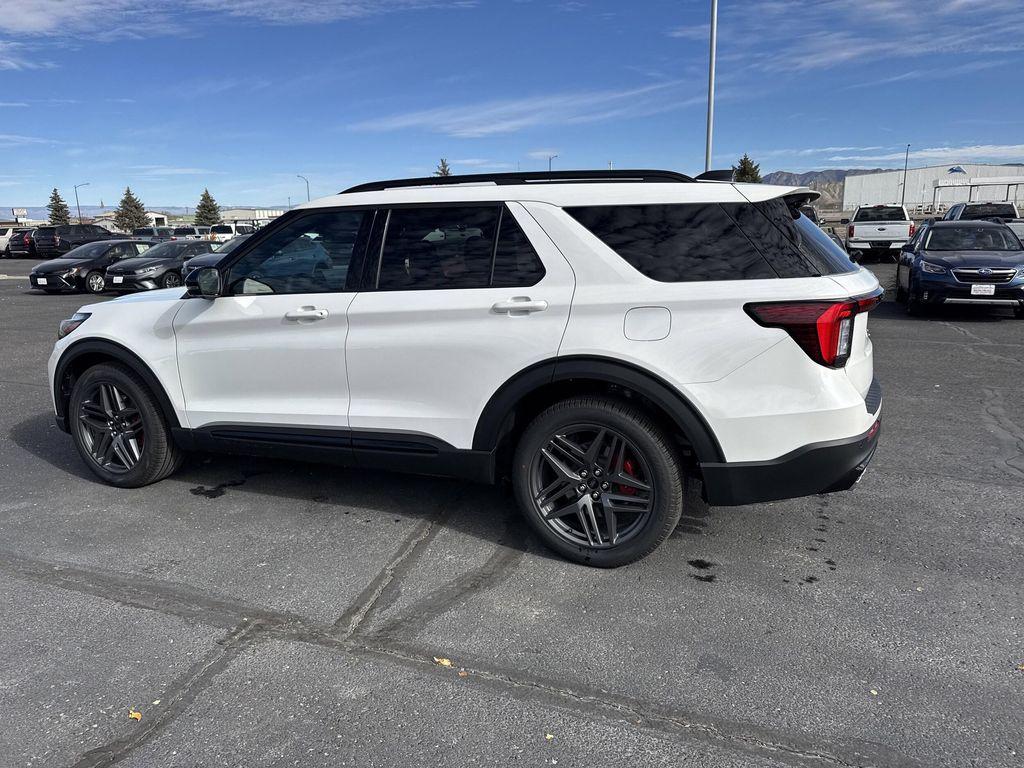 new 2025 Ford Explorer car, priced at $60,610