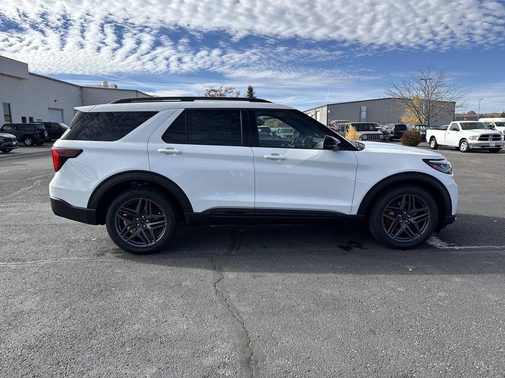 new 2025 Ford Explorer car, priced at $60,610