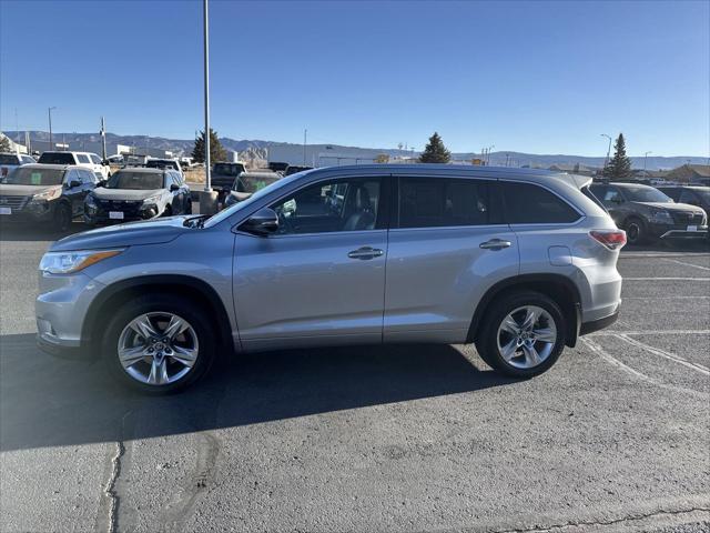 used 2016 Toyota Highlander car, priced at $24,999