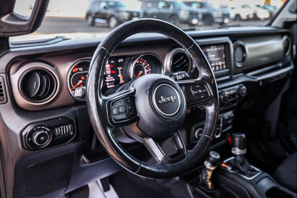 used 2020 Jeep Wrangler Unlimited car, priced at $27,999