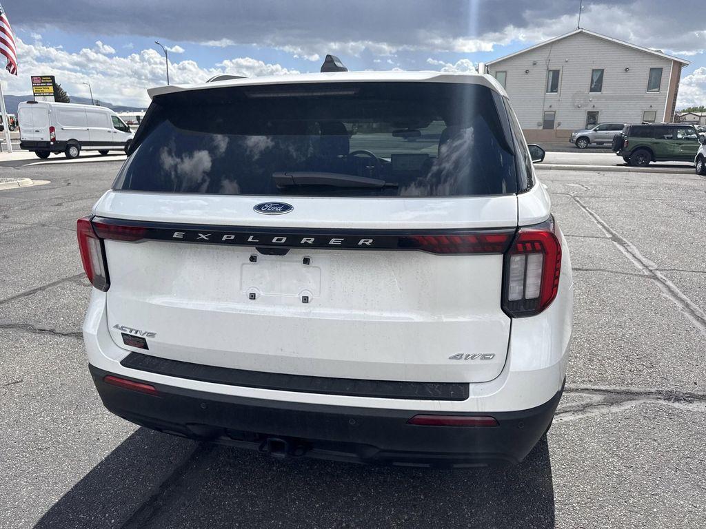 new 2025 Ford Explorer car, priced at $44,940