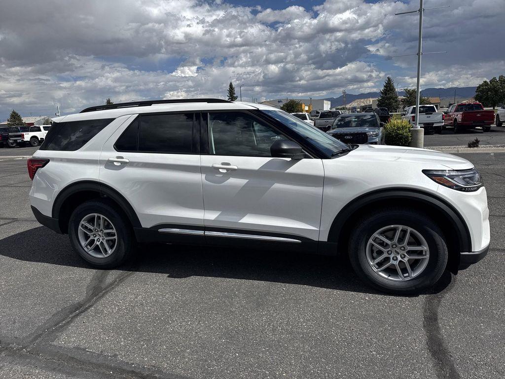 new 2025 Ford Explorer car, priced at $44,940