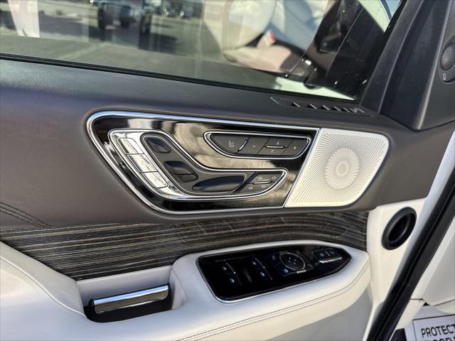 used 2021 Lincoln Navigator car, priced at $60,499