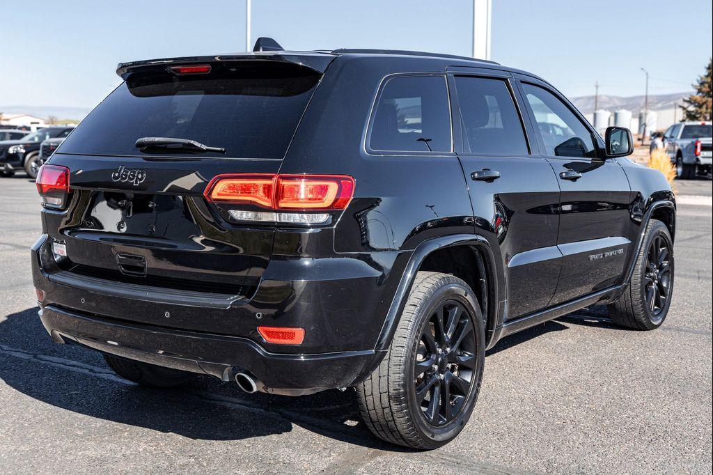 used 2018 Jeep Grand Cherokee car, priced at $19,399