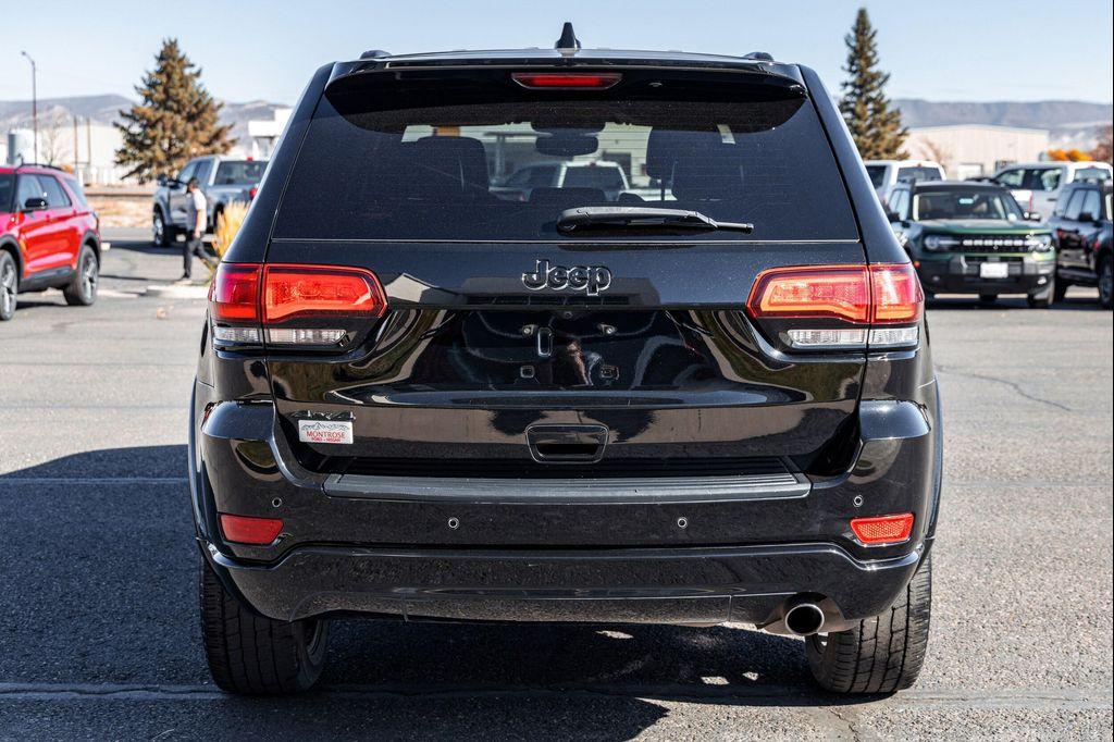 used 2018 Jeep Grand Cherokee car, priced at $19,399