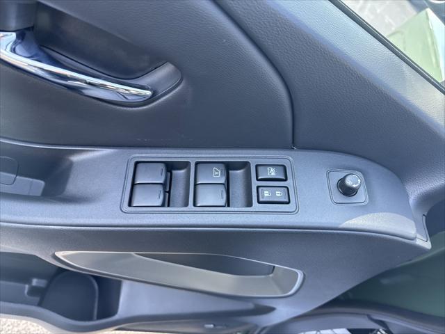 new 2025 Nissan Frontier car, priced at $45,942