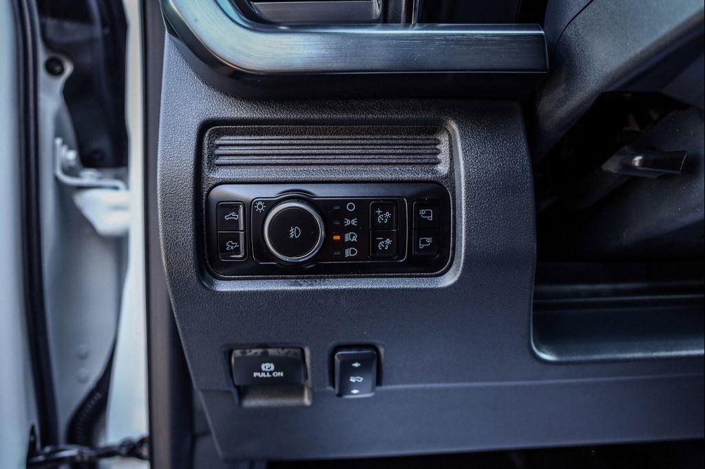 new 2025 Ford F-350 car, priced at $85,900