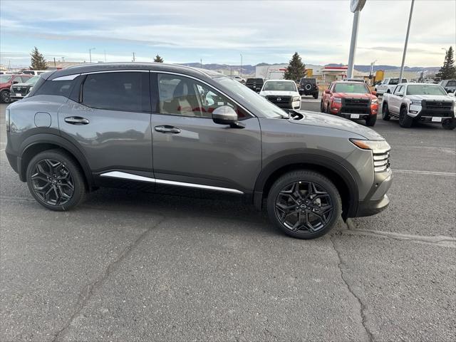 new 2025 Nissan Kicks car, priced at $30,514