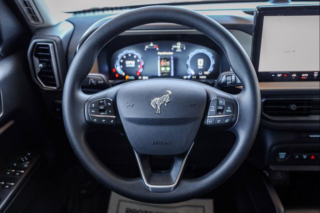 new 2025 Ford Bronco Sport car, priced at $32,700