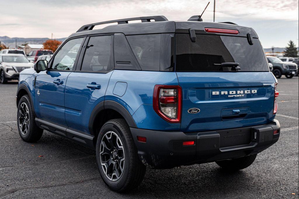 new 2025 Ford Bronco Sport car, priced at $38,711