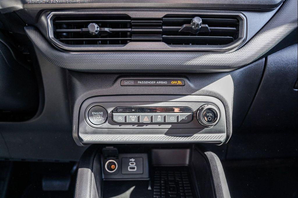 new 2025 Ford Bronco Sport car, priced at $33,454