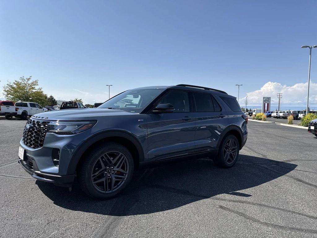 new 2025 Ford Explorer car, priced at $52,224