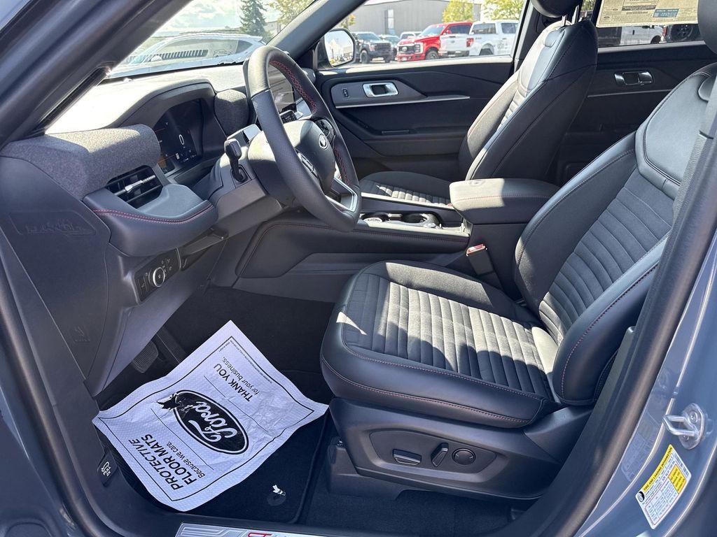 new 2025 Ford Explorer car, priced at $52,224