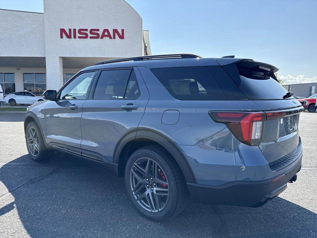 new 2025 Ford Explorer car, priced at $52,224