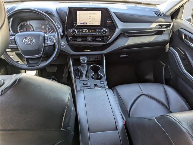 used 2024 Toyota Highlander car, priced at $41,712