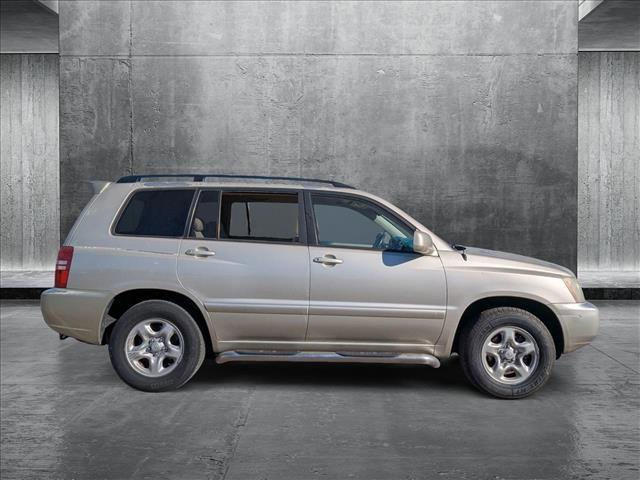 used 2002 Toyota Highlander car, priced at $6,481