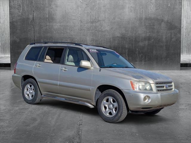 used 2002 Toyota Highlander car, priced at $6,481