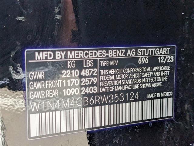 used 2024 Mercedes-Benz GLB 250 car, priced at $34,255