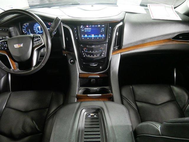 used 2020 Cadillac Escalade ESV car, priced at $26,998