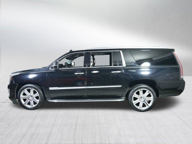 used 2020 Cadillac Escalade ESV car, priced at $26,998