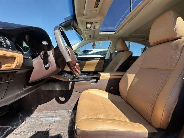 used 2018 Lexus ES 350 car, priced at $27,990